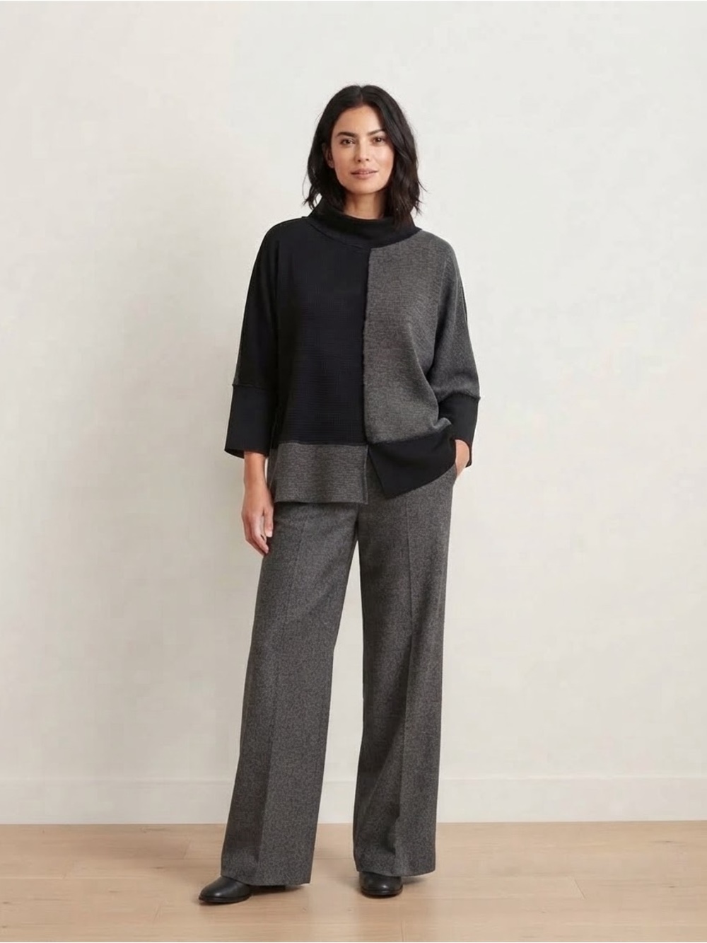 Joseph Ribkoff Colorblock Batwing Mock Neck Sweater Black Gray Size 10 Oversized